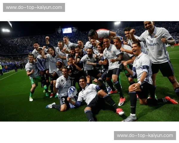 绿茵场上的史诗对决：皇马巴萨，不止是足球的荣耀